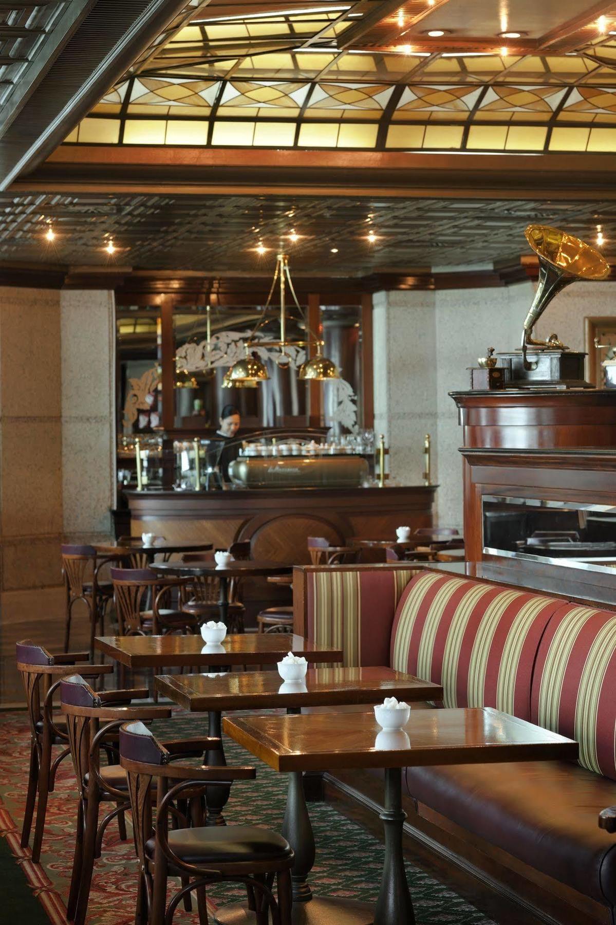 Hotel The Bristol By Royal Orchid Management